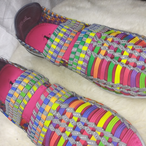 Shoes - Picture 5 of 14